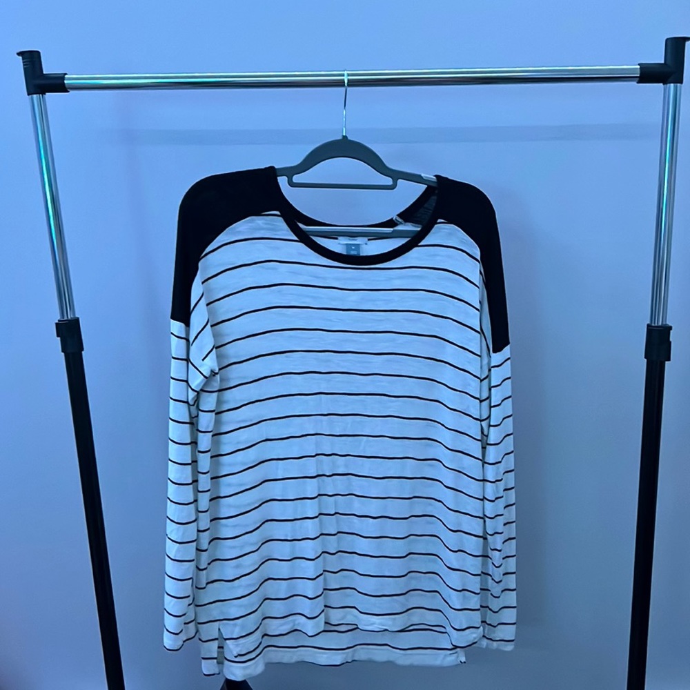 Black and White Striped Long Sleeve
